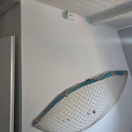 דירות רוסולינה מארה Sea Side Attic מראה חיצוני תמונה